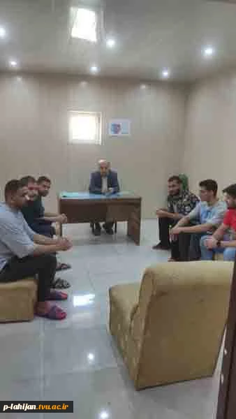 حضور مشاور در خوابگاه آموزشکده شهید رجایی لاهیجان به مناسبت هفته خوابگاه با موضوع رفع استرس و اضطراب امتحانات - اردیبهشت 5