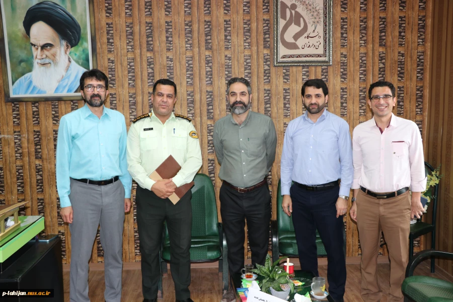 در راستای آغاز سال تحصیلی1403 جلسه مشترک هماهنگی آموزشکده ملی مهارت شهید رجایی لاهیجان به دعوت حراست با فرماندهی فرماهندهی کلانتری 12 لاهیجان تشکیل شد. 7