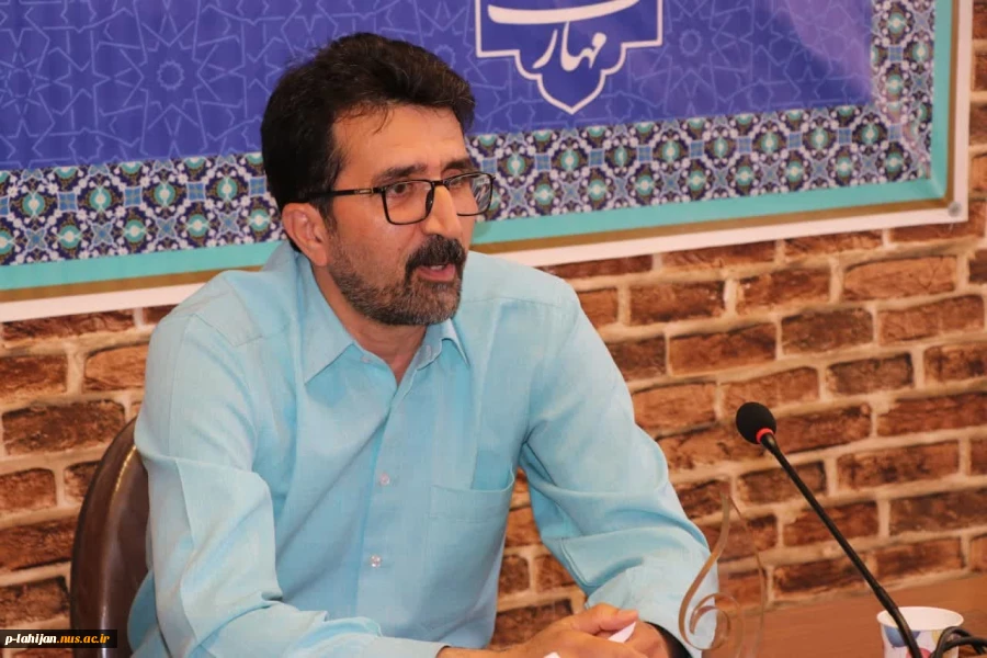 جلسه هم اندیشی ریاست آموزشکده با دانشجویان فعال کانون ها و انجمن های علمی آموزشکده ملی مهارت شهید رجایی لاهیجان 8